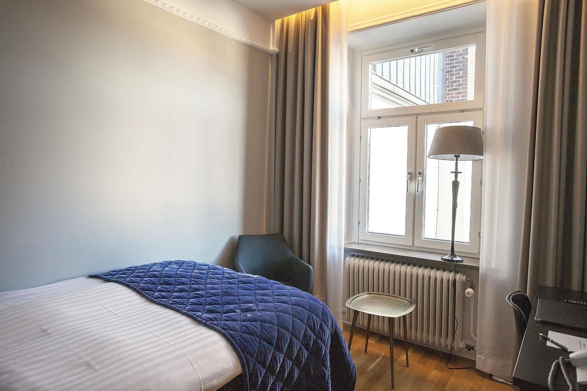 Continental Du Sud Hotell
